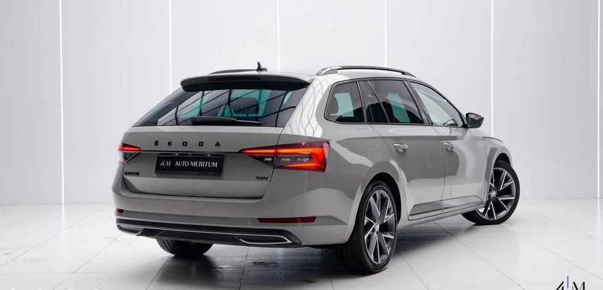 Skoda Superb cena 142900 przebieg: 105373, rok produkcji 2020 z Łódź małe 742